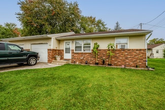 8263 Forest Beach Rd, Watervliet, MI 49098