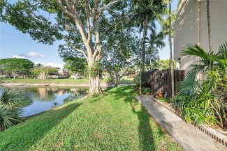 6254 Seven Springs Blvd Unit B, Greenacres, FL 33463