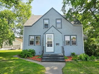 409 W Pipestone Ave, Flandreau, SD 57028