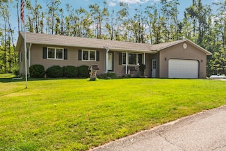 11183 Wolf Rd, Johannesburg, MI 49751