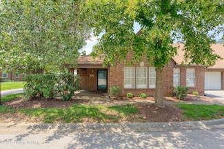 401 Eastbridge Ct, Louisville, KY 40223