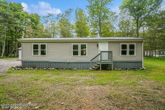 70 Blackfoot Path, Gouldsboro, PA 18424