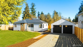 12852 Occidental Ave S, Burien, WA 98168