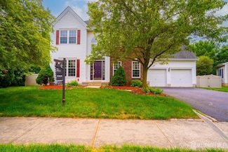 7 Sequoia Dr, Dayton, NJ 08810