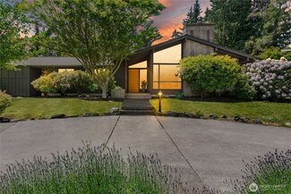 11197 Killdeer Ln NE, Bainbridge Island, WA 98110
