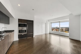 110 Stuart St Unit 19H, Boston, MA 02116