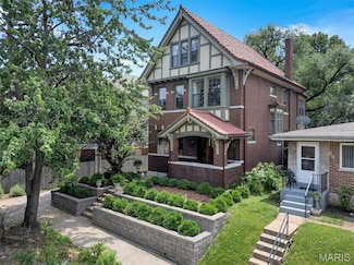 3622 Flad Ave, Saint Louis, MO 63110