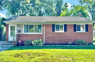 1744 Henry Ruff Rd, Garden City, MI 48135
