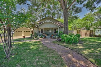 1026 Atchison St, Sealy, TX 77474