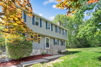 24 Theresa Ave, Salem, NH 03079
