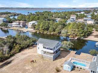 527 Swan Rd, Corolla, NC 27927