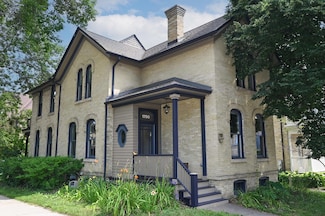 1750 N Palmer St, Milwaukee, WI 53212