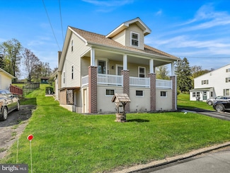 23 Green Ave, Pottsville, PA 17901