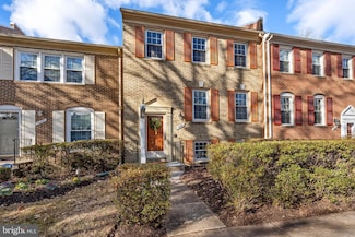 5264 Bradgen Ct, Springfield, VA 22151