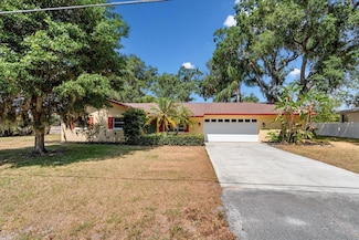1190 Pecan St, Kissimmee, FL 34744