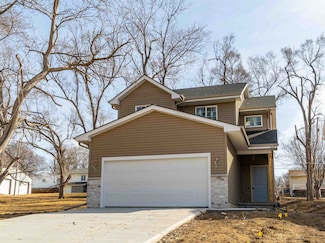 5441 S 51st St, Omaha, NE 68117