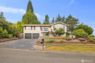16851 105th Ave NE, Bothell, WA 98011
