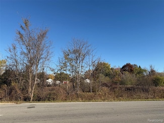 Lot 23 E Hill Rd, Grand Blanc, MI 48439