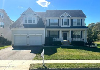 67 Freedom Hills Dr, Barnegat, NJ 08005