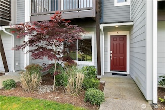 17425 118th Avenue Ct E Unit C, Puyallup, WA 98374