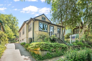 129 Division St, Madison, WI 53704