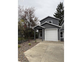 442 W Harrison St, Roseburg, OR 97471