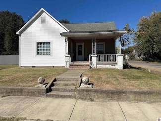 303 Ashbrook St, Paducah, KY 42003