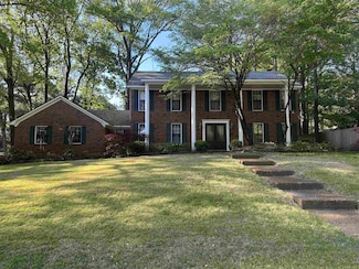 8221 Blair Ln, Germantown, TN 38139