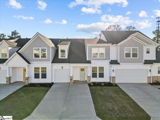 1711 Viscount Dr, Spartanburg, SC 29301