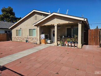 1830 Orange St, Bakersfield, CA 93304