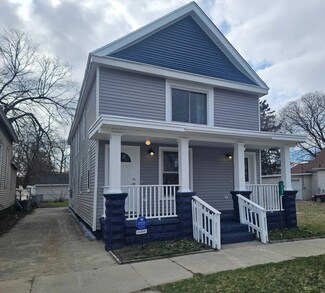 1247 Spring St, Muskegon, MI 49442