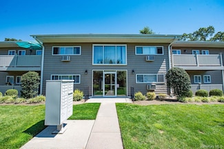 365 Route 111 Unit A-4, Smithtown, NY 11787