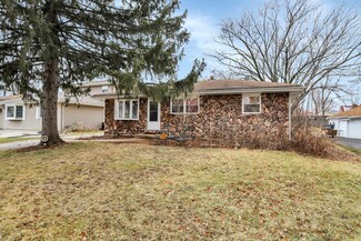 374 N La Londe Ave, Lombard, IL 60148