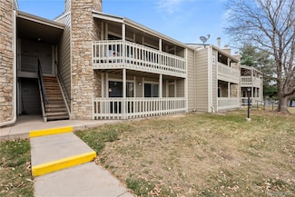 8225 Fairmount Dr Unit 2-103, Denver, CO 80247