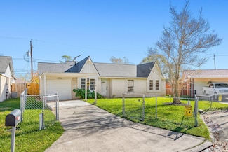 714 Greystone St, Channelview, TX 77530