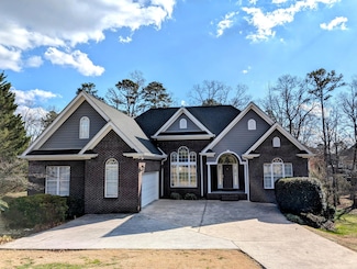 65 Blue Jay Pkwy, Ringgold, GA 30736