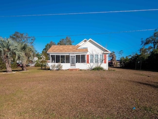 135 SE Oak St, Madison, FL 32340