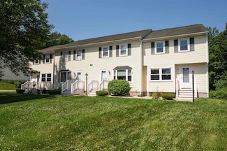 120 Newton Rd Unit 9C, Plaistow, NH 03865