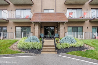 3030 Breckenridge Ln Unit 530, Louisville, KY 40220