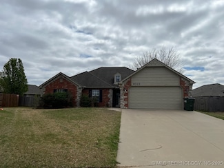 9703 N 98th Ave E, Owasso, OK 74055