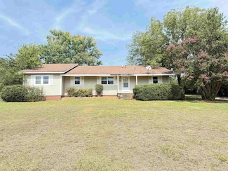 696 Mulberry Salem Rd, Benton, AR 72019