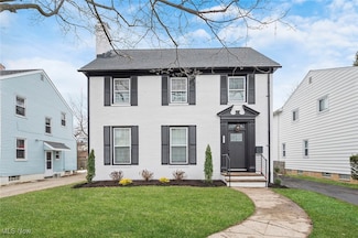 3821 Berkeley Rd, Cleveland, OH 44118
