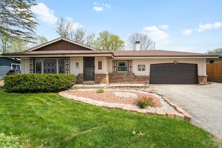 1480 S Calhoun Rd, New Berlin, WI 53151