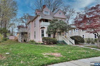 44 Christopher St Unit 1, Montclair, NJ 07042