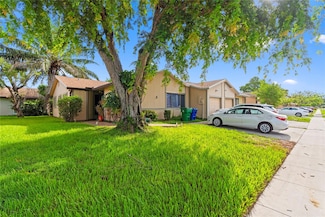 9571 W Daffodil Ln, Miramar, FL 33025