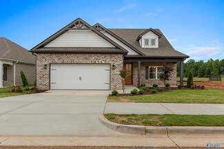 19942 Pebble Brook Ln, Athens, AL 35611