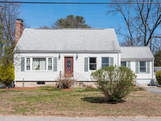 4 Carson St, Billerica, MA 01821