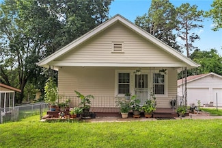 3501 NE 57th St, Kansas City, MO 64119