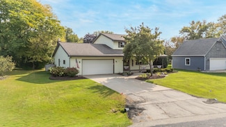 35 Greves Ct, Appleton, WI 54914