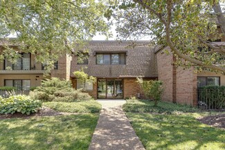 110 Old Oak Dr Unit 236, Buffalo Grove, IL 60089